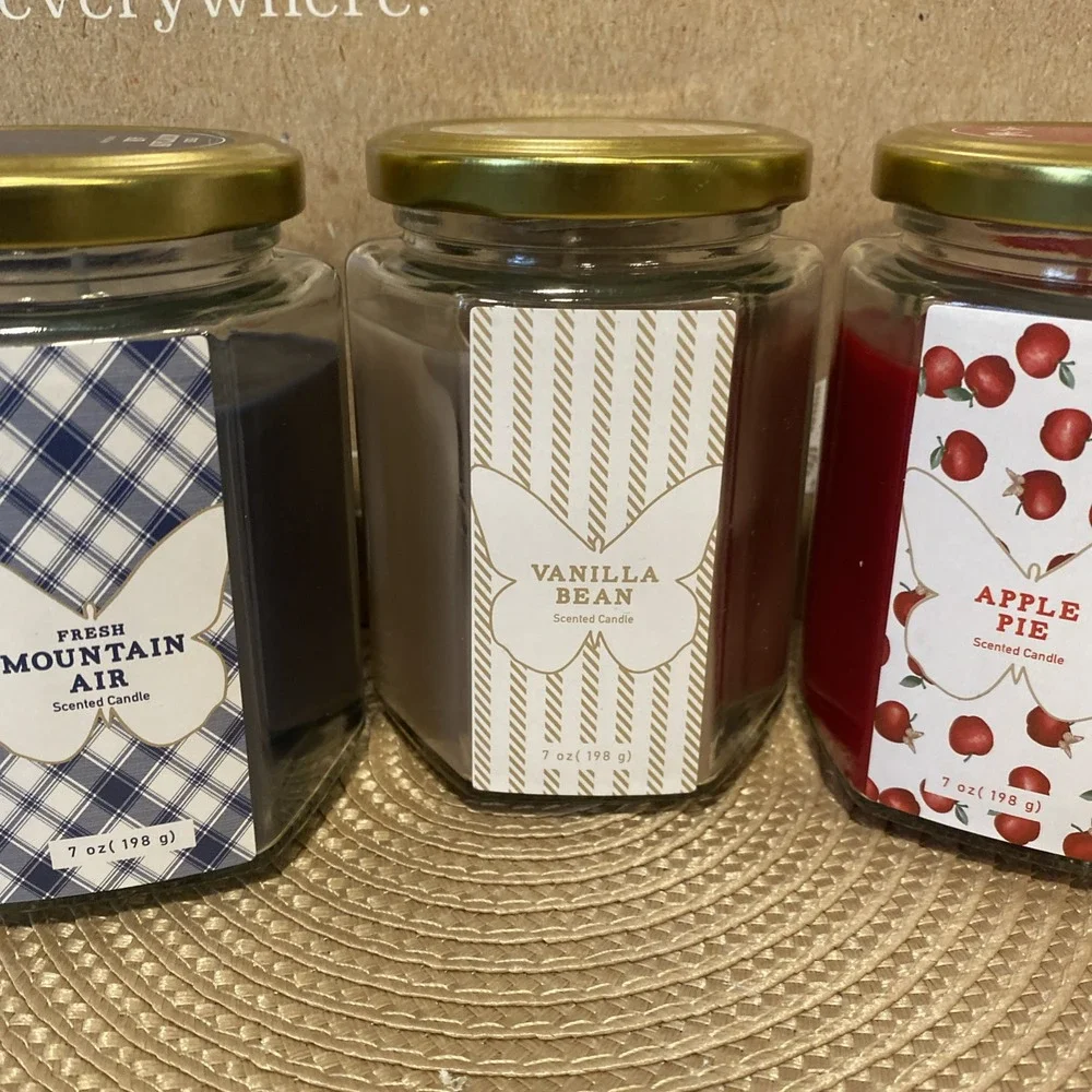 3 Jar Candle Dolly Parton Scented 7 Oz Hard 2 Find Set Is 3 NEW‎